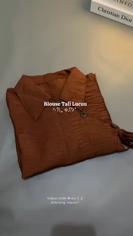 Lucu bgtt alma kemeja ini ada kancing dan pita nya 😍 warnanya apalagi cocok untuk ootd😍 #fyppppppppppppppppppppppp #OOTD #outfit #blouse 