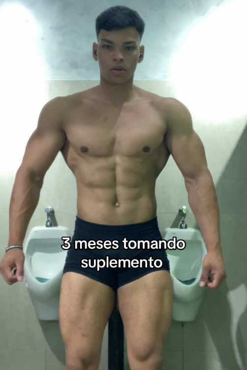 Suplementos que usei: creatina e whey, você encontra na @Growth Supplements link na bio, #genetica #suplementos #gym #fyp #GymTok #shape 