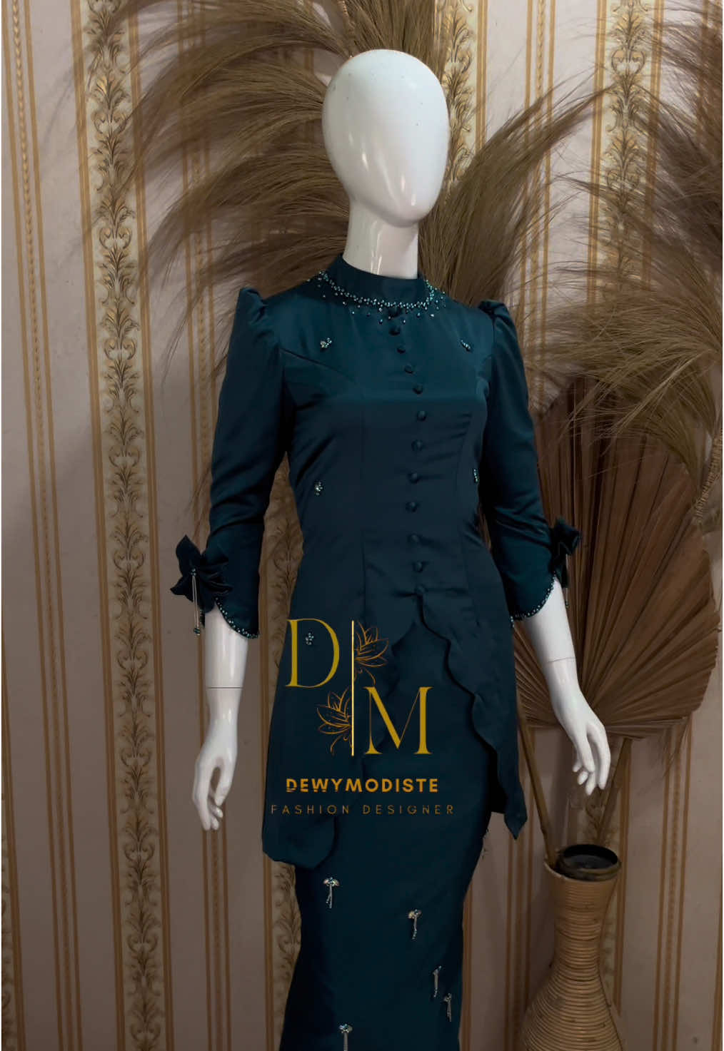 #infopemesanan082282330177 #penjahitbaju #inspirasbajukondangan #bridesmaids #bajukurungmelayu #bajumalaysiamodern #kebayamodern #bajukurungmelayu 