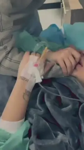 جانت بكل عملية تطلع تبجي وصيح سجاد وتدعي وتتحسب علجان السبب هاي اول عملية هوة يمها😢