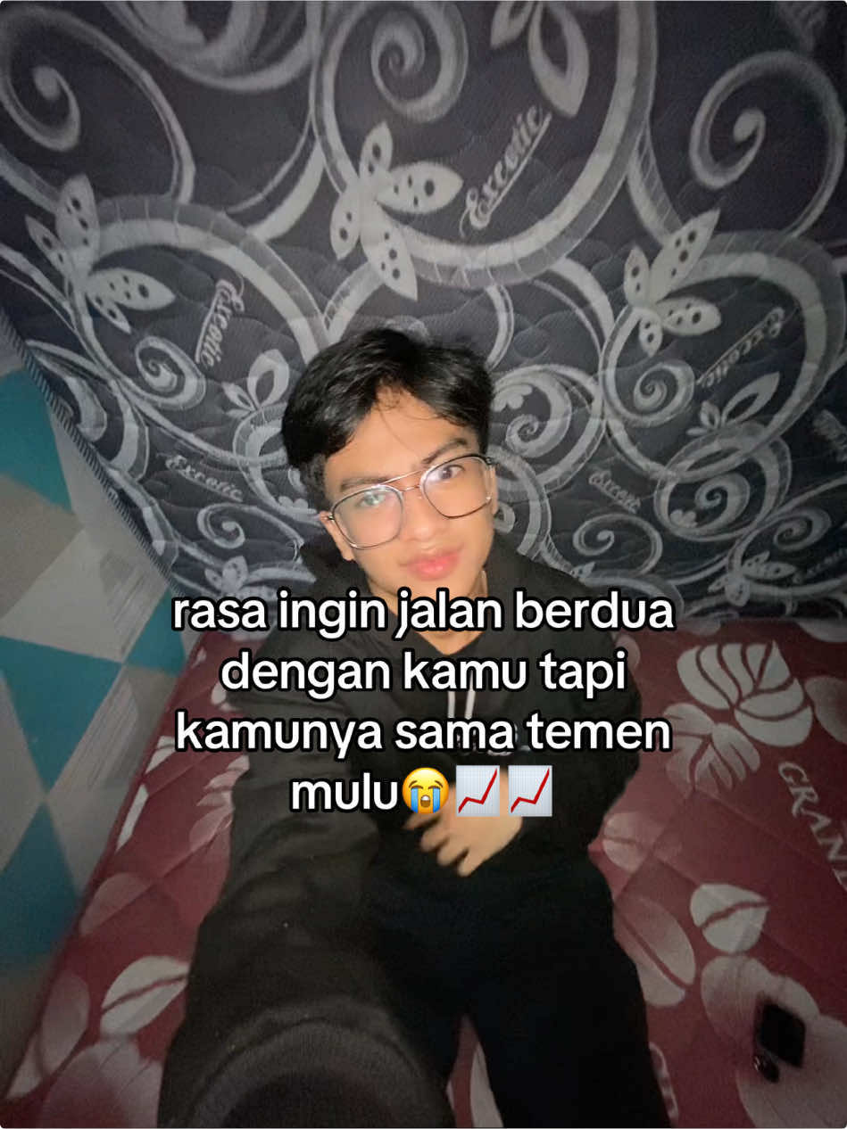 jalan sama temen mulu, sama akunya kapan ? #sindiran #storywa #crush 