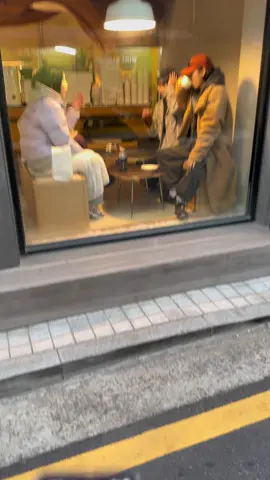 드디어 솔로 탈출 할 수 있는건가 ? 😍