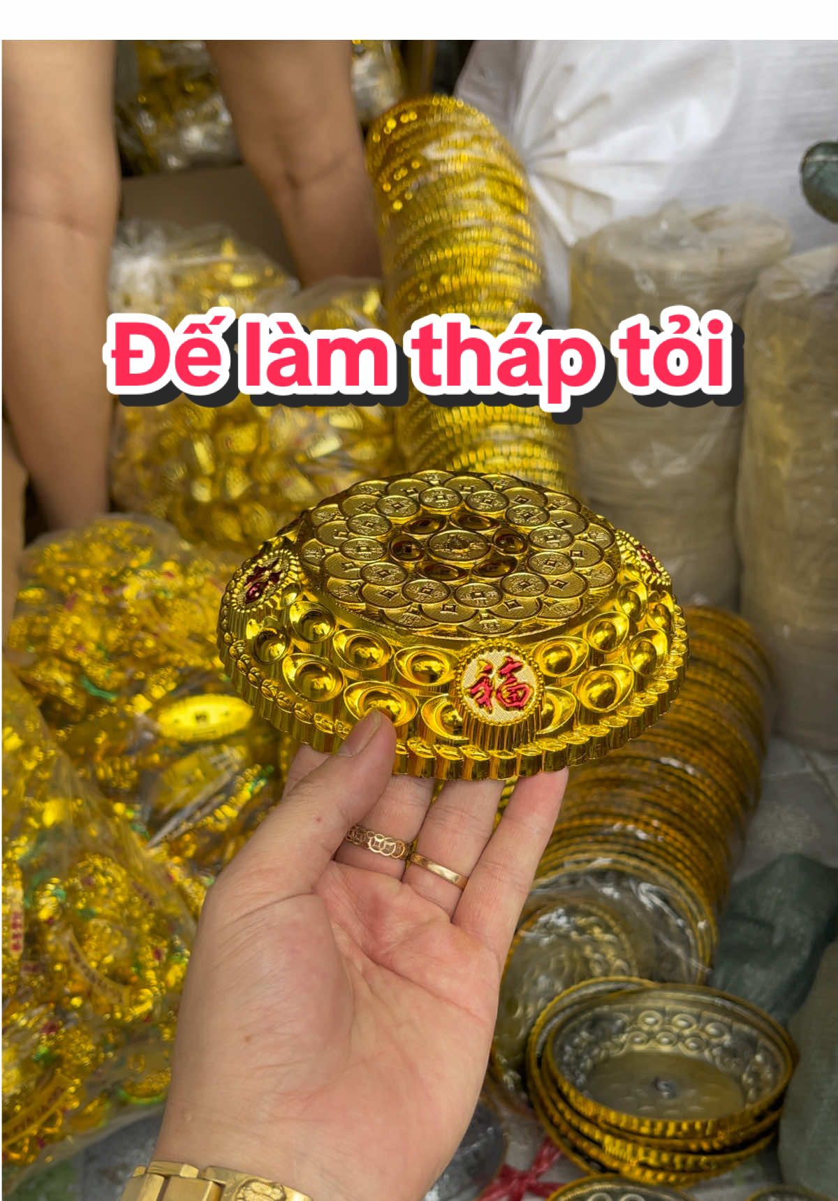 Đế làm tháp tỏi tài lộc 