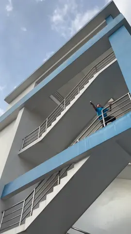 Đèn pin mini #huuhoaithodien #thodien #giaybaoholaodong #huuhoaicnc #huuhoaibaotri #maykhoanpinchatluong #xuhuong #buthudien #denpinmini #denpinminisieusang #thinhhanh 