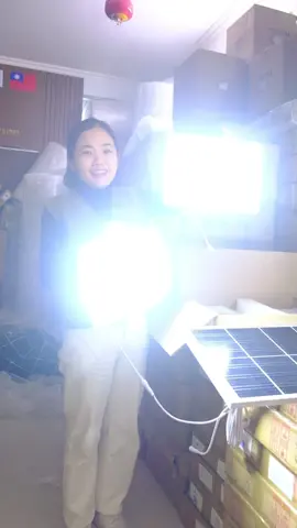 Bộ đèn mắt ngọc 1 tấm pin 2 đèn - TIỆN LỢI, TIẾT KIỆM. #dennangluongmattroi #dennangluong #denngoaitroi #maxsolar #dentrongnha 