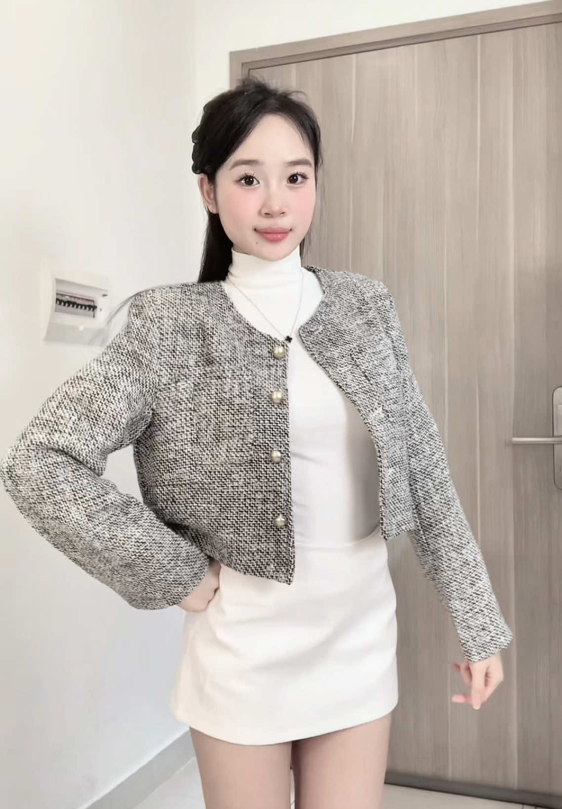 Sắm liền áo khoác dạ đi chơi tết thuii mấy ní 🎀#HAN #thoitrang 