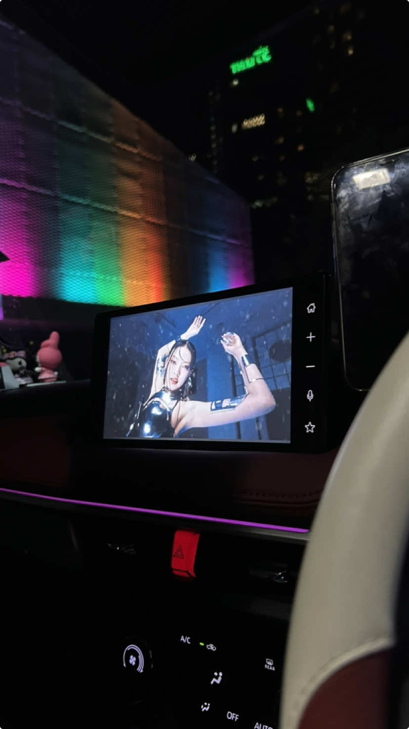 Night vibe : ออกไปดื่มไปดริ้ง🍷, เห่อของเล่นใหม่🖥️ 😆✨🚗 #ซนซนคาร์ #ผู้หญิงขับรถ #toyota #yaris 