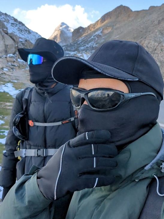 Peak male experience 🏔  #foryou #climbing #mountains #mountain #Hiking #hike #summit #winter #xyzcba #hikingadventures #algeria #woods #gorpcore #camping #fyp #fy #اكسبلور #foryoupage #🇩🇿 #wildlife #wildlifephotography 