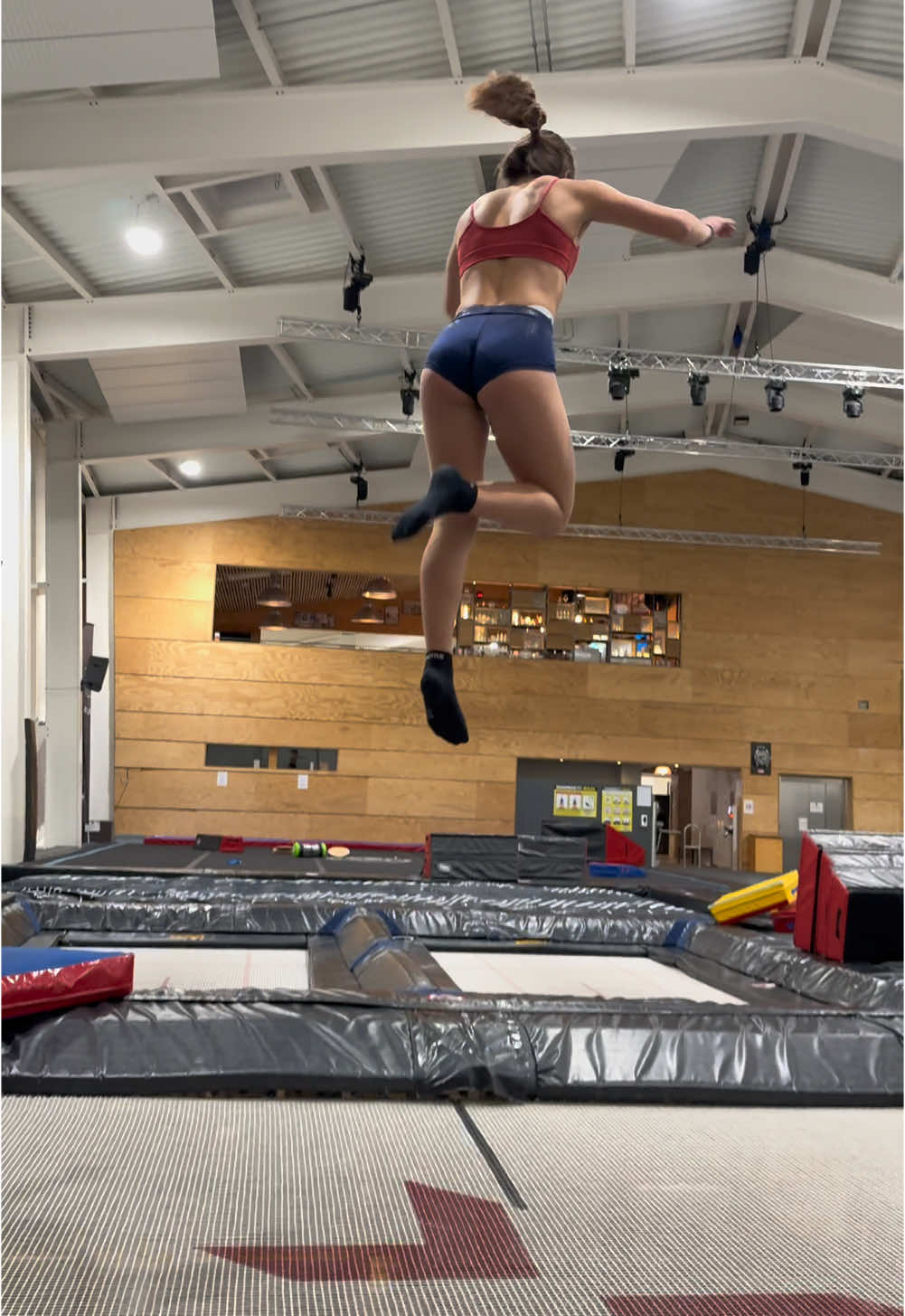 Dub kbm fail 😭☹️  #flip #flipping#girl #girlpower #backflip #challenge #trick #freestyl #trampoline #funnytiktok #tiktok#hype #fonk #2#viral#sport#motivation #extreme #positions 