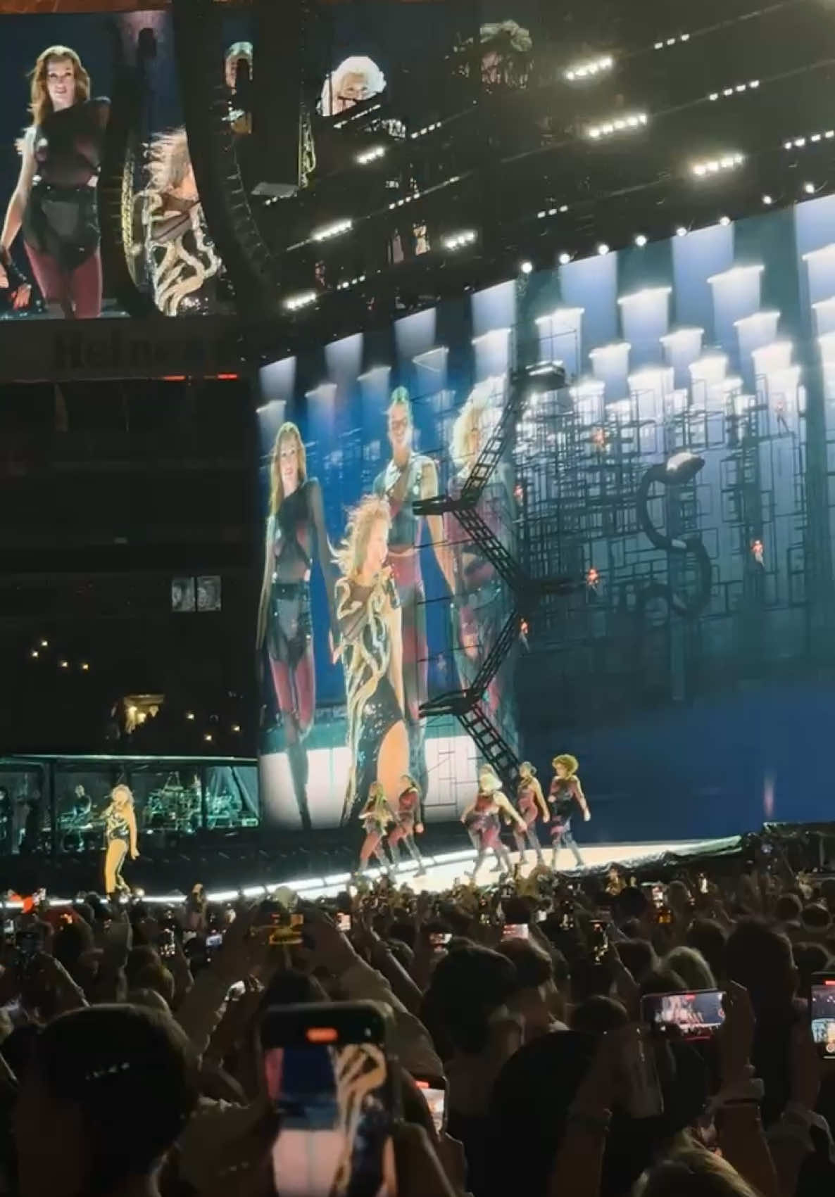 Throwback to Miami N1 with the new rep bodysuit #taylorswift #miamin1 #erastour 