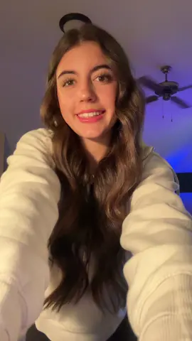 #fyp #viral #trending #fit #foryoupage #dance #trippin 