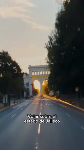 ¿Te gustaría vivir la experiencia de volar sobre Jalisco? En Werika, atracción dentro de JAPI, podrás conocer de manera interactiva y desde diferentes perspectivas un poco más de la cultura jaliscience y sus distintos paisajes.🤩 📍 Av. Central Guillermo Gonzalez Camarena 750, Residencial Poniente, 45136 Zapopan, Jal. #YoAmoZapopan #VisitaZapopan #ZMG #Zapopan #diversiones #experiencias #cultura #Japi