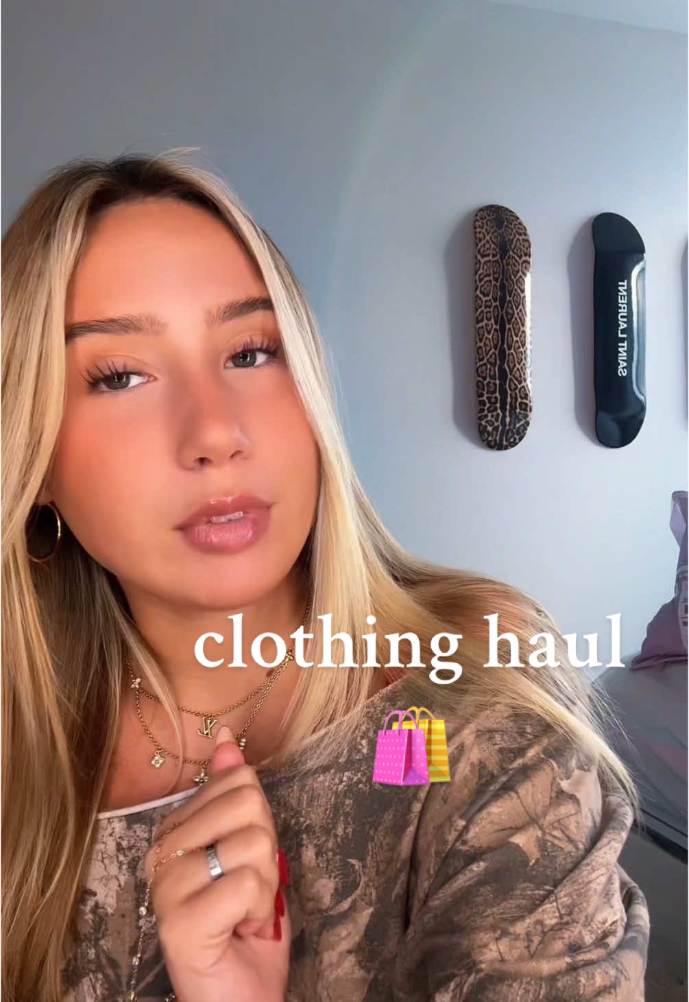 very delayed to posting this but fire tbh🔥🔥🔥🙏🙏🙏 @Edikted @White Fox Boutique @Brunaé Body @LUCY IN THE SKY #haul #haultok #whitefox #edikted #gamedayoutfit #shoppinghaul #unboxing 