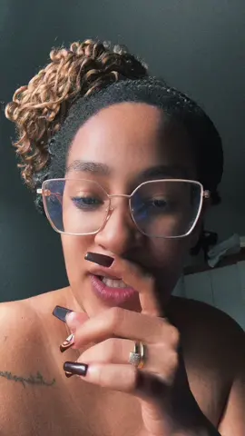 Qual a opinião de vocês? #fymacumba #candomblé #foruyou #fory #quimbanda #umbanda #religionyoruba #candombleketu #ancestralidade #religiaoafro #fé #umbandasagrada #exu #religion #orixas #yawo #espiritualidade #fé #fy #