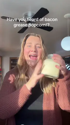 Seriously the best popcorn youll ever have!! #creatorsearchinsights #cozylittlechristmas #cozyathome #christmassnacks #carpetedkitchen 