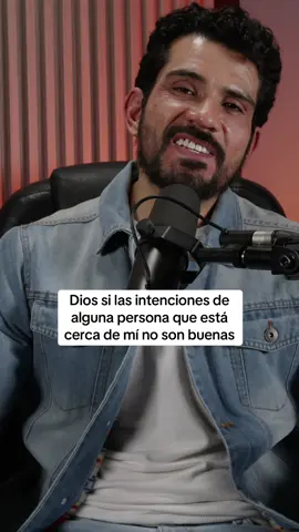 DIOS si las intenciones de alguna persona que esté cerca de mí no son buenas, alejala #motivacion #oracion #Frases #frasesyescritos #Dios #diosesbueno #anim 
