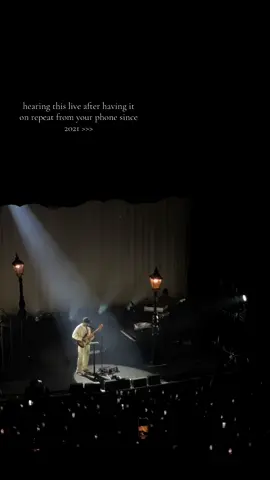 i have never fan girled so much in my life than at montels concert…