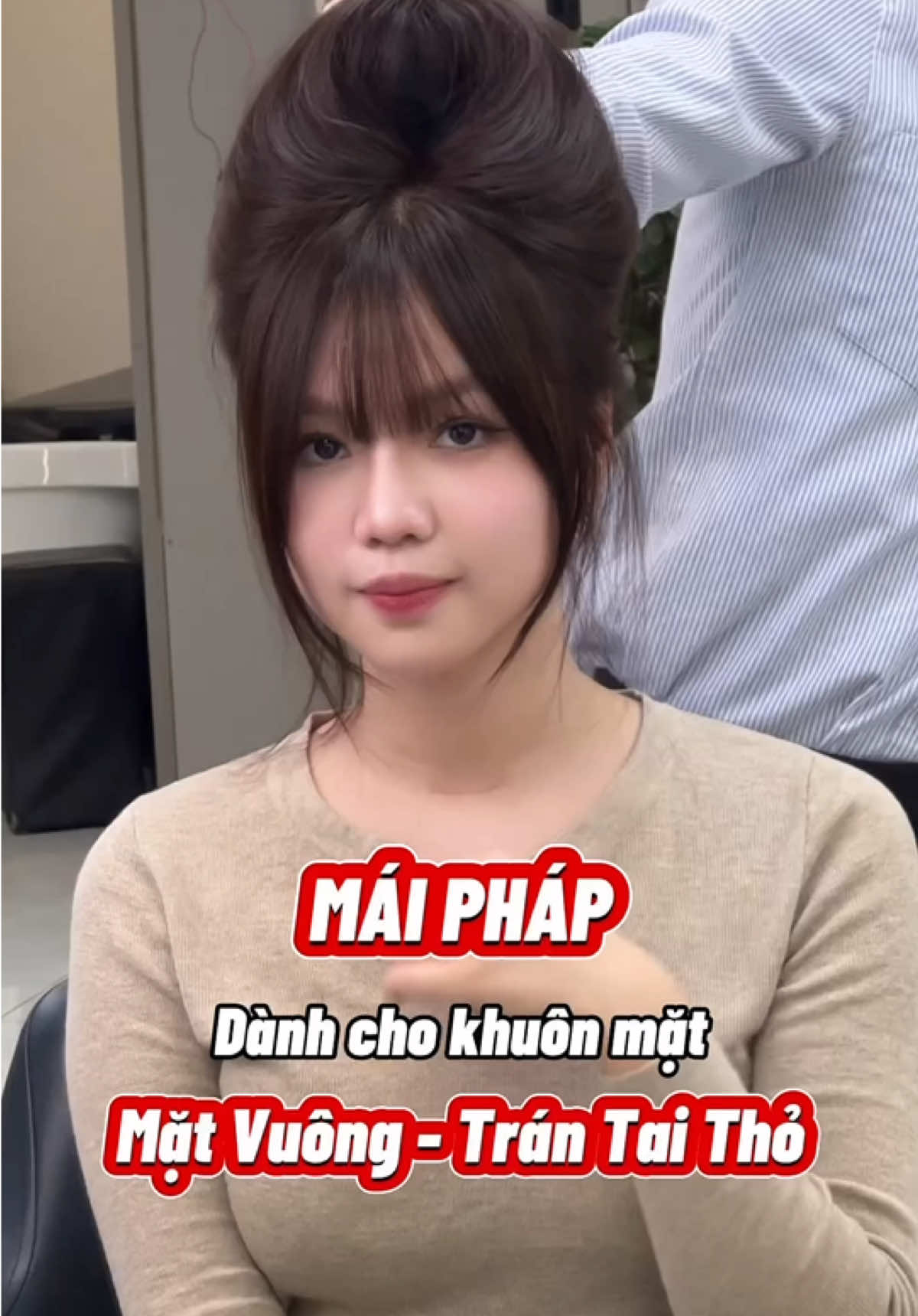 Nhiều bạn có hỏi mình là mặt vuông và trán cao tai thỏ thì nên để kiểu mái gì thì tham khảo ngay kiểu này nha #thanhdoanhair #maiphap #maibay #layerngangbau #mailayer 