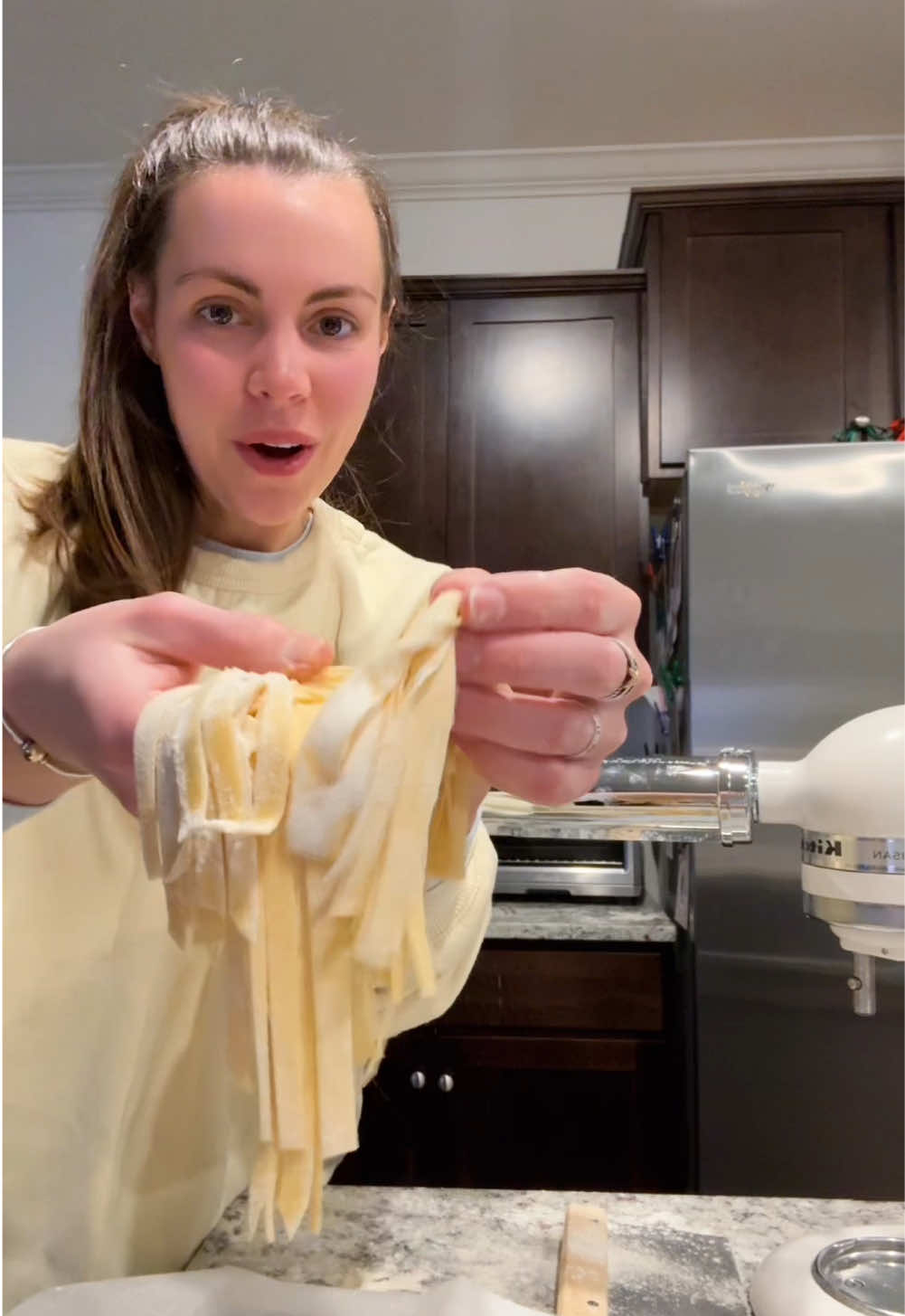 Beginner homemade pasta step by step recipe using a Kitchen Aid stand mixer!  - 2 cups of all purpose flour - 3 large eggs - 1/2 tsp salt - 1/2 tbsp extra virgin olive oil  #homemadepasta #pasta #cookwithme #kitchenaid #italian