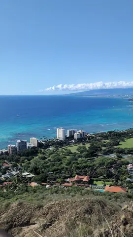 view from the top of Diamond Head