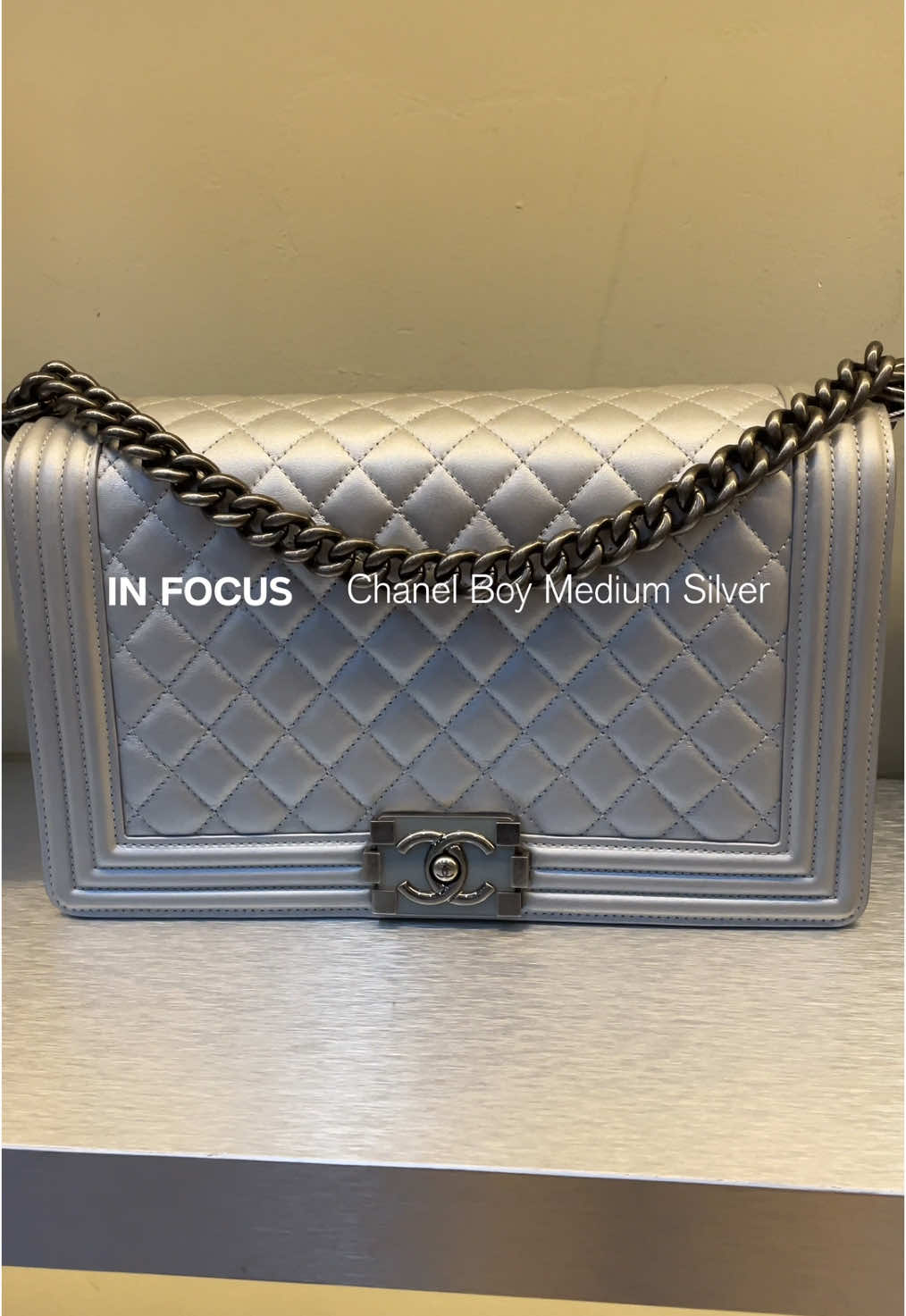 Every moment deserves to shine with Chanel Boy in silver.✨  #chanel #chanelboy #chanelbag #fashion #style #fyp 