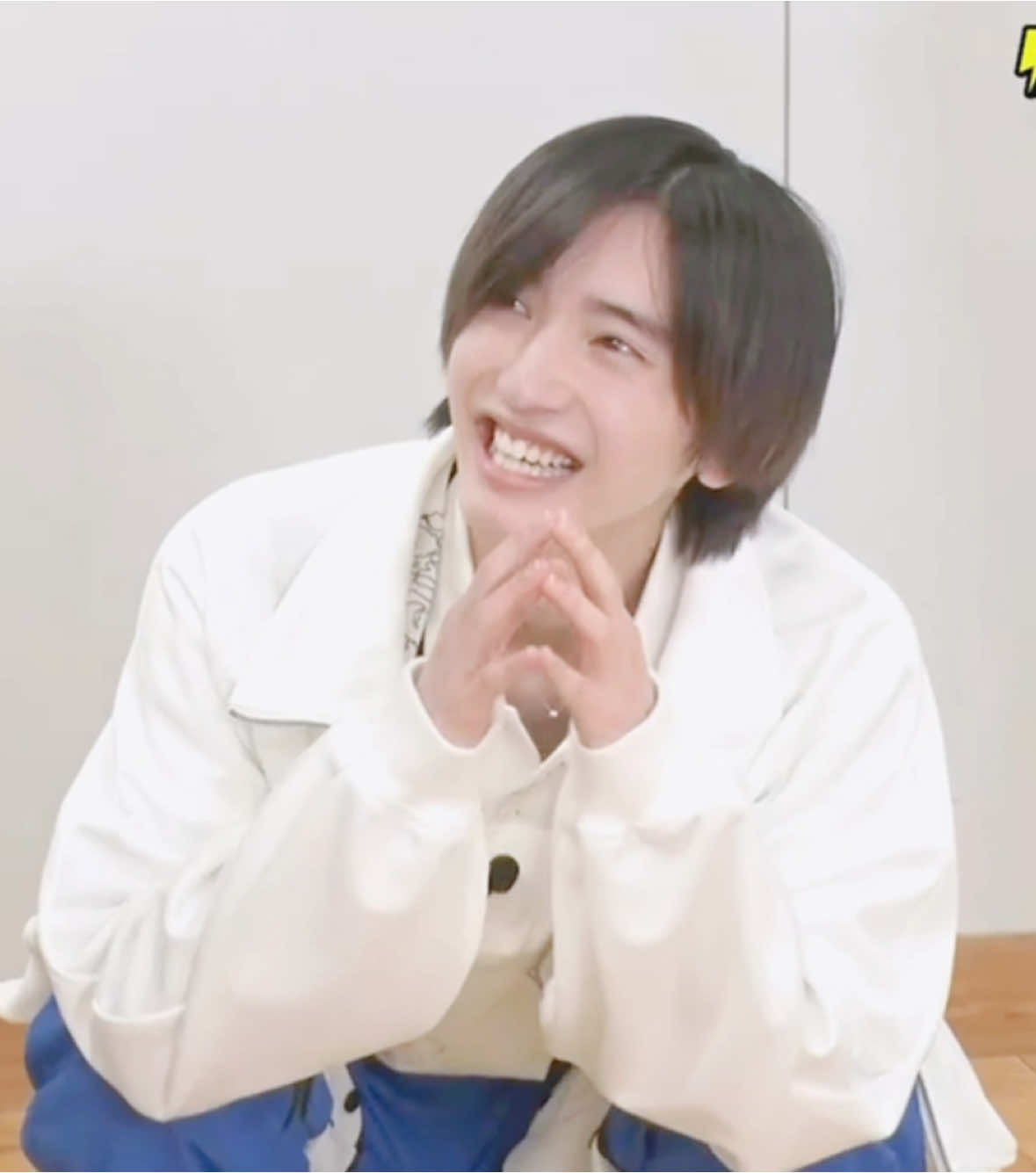 ＂エアー爆笑食リポ＂罰ゲームに慣れてないみっちーならではの天然さが可愛い☺️☺️ #なにわ男子 