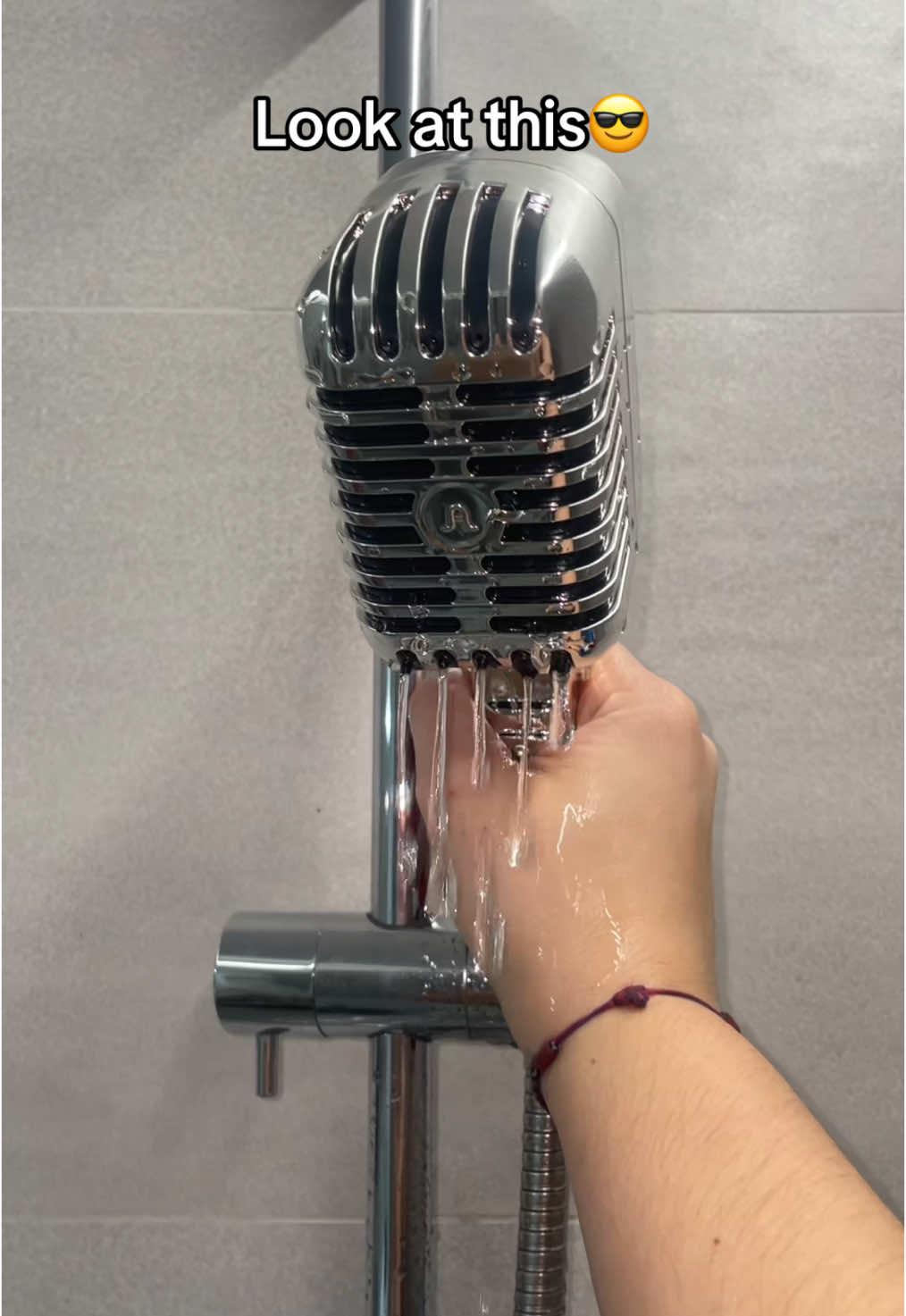 ¿Who diesnt need one?😜 #wannabesinger #shower #fyi #singer #song #microphone #usa🇺🇸 