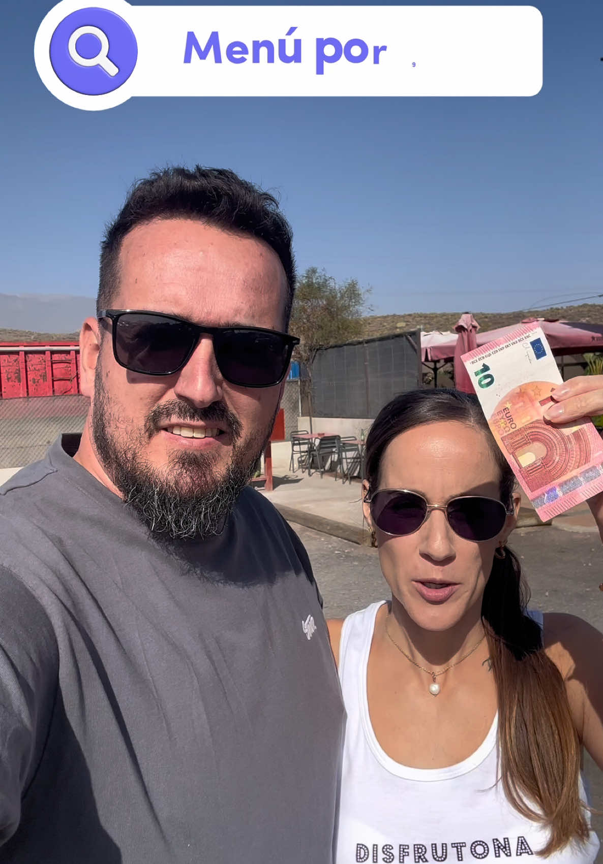 ⚠️Atención a este lugar que tiene un menú obrero por menos de 10€. 9,50€ para ser exactos, incluye primer plato (tienes 13 para elegir), segundo plato (17 para elegir) y postre (12 para elegir) ⚠️Estarán de vacaciones a partir del día 24!! 📝Éramos 2 y pedimos 1 menú para cada uno. 👉Primer plato 🔹Ensaladilla 🔹Rancho 👉Segundo plato 🔹Calabacín relleno de carne 🔹Pechugas en salsa de champiñones  👉Postre  🔹Tarta de la abuela 🔹Natilla 9,5€ cada menú más+agua 1,30. En total pagamos 20,30€ 👉El menú no incluye la bebida. Si incluye pan y mantequilla  🥰Su dueño es de Uruguay y quiso que no nos fuéramos sin probar su polvito uruguayo. 🐶Si, tiene terraza 💳 Dispone de datáfono 🅿️ Tiene aparcamiento  ♿️ Es accesible a pmr 📍. Granadilla A un minuto de la autopista. Salida 52( Dirección sur) o 51 (dirección Santa Cruz) ⏰ Lunes y domingo de 13:00 a 17:00. De jueves a sábado hasta las 22:00 Martes y miércoles cerrado ☎️  Esta es nuestra humilde experiencia de este lugar.  ¿Lo conocías? . #guachinche #bochinche #guachinches #menudiario #tenerife #granadilla #chiringuito #canarias #food 