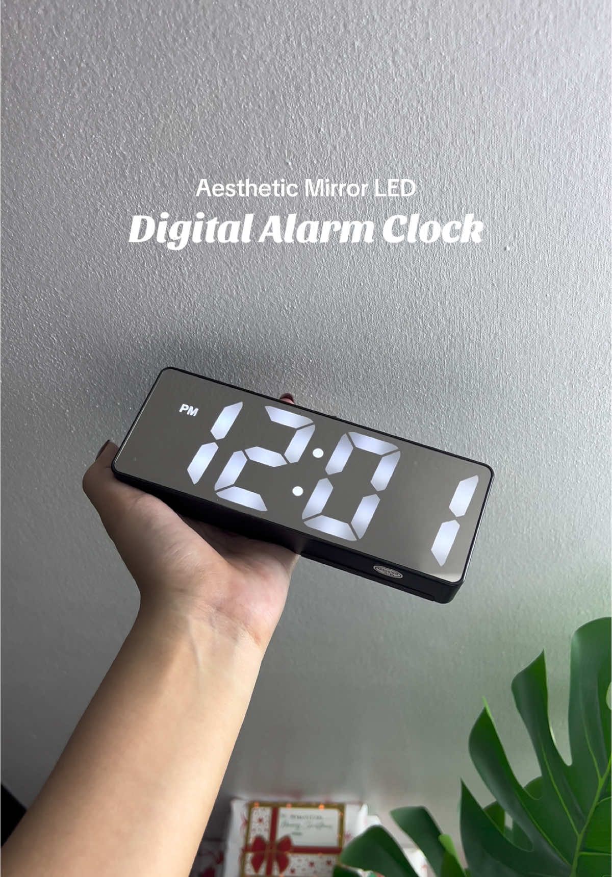 ⏰ #clock #alarmclock #christmas #giftideas 
