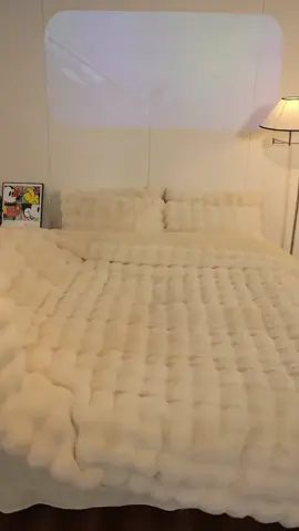 #ad Fuzzy Duvet Cover Set #fyp #tiktokmademedoit #TikTokMadeMeBuylt #mealsbylucy #wintervibes #cozy #duvetcover #warmnight