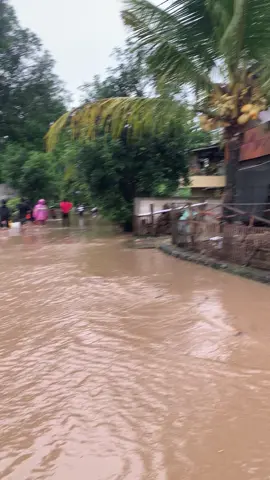 Mana itu olang haa #sulawesiselatan #hujan🌧️ #banjir #4you #soundviral #fyppppppppppppppppppppppp #fypdongggggggg #soppeng 