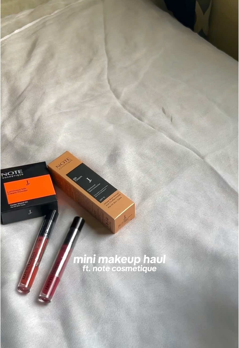 Mini @j.junaidjamshedofficial @Note Cosmetique  haul ✨  Featuring: 💖 Note BB Cream for that flawless base 🌟 Luminous Silk Cream Powder for a smooth, silky finish 💄 Liquid Lipsticks to slay every look Because good makeup = good mood 💅  . #fyp #fypシ゚ #foryoupage #viraltiktok #pakistanitiktok #makeup #makeuphaul #junaidjamshed #notecosmetique   