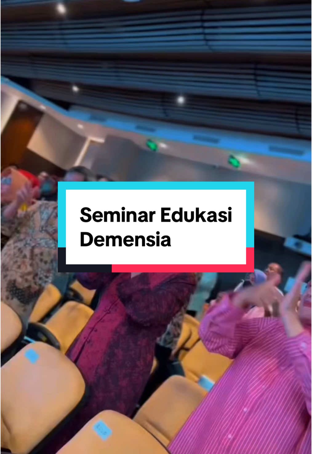 Prodia menyelenggarakan seminar edukasi demensia bersama tamu undangan sebagai kelanjutan dari program 10.000 skrining gratis demensia. Sebagai healthcare provider, Prodia menyediakan pelayanan guna meningkatkan kualitas hidup ODD (Orang Dengan Demensia) melalui klinik lansia 'Prodia Senior Health Centre' dan program 'Health Plan for Dementia'. #urbanasia #takutkudet