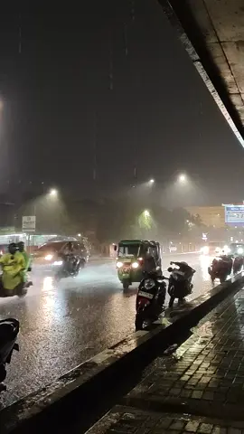 Malam minggu makassar hujan lagi🌧🌧 #masyaallahtabarakkallah #foryou #pettaranimakassar 