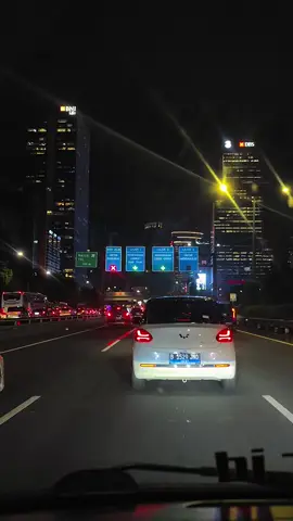 vibes tol dalam kota✨#citylights #jakarta 