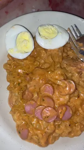 tgk movie night sambil makan ramen carbonara creamy #ramenforlife #ramenmukbang #samyangnoodles #samyangcarbonara 