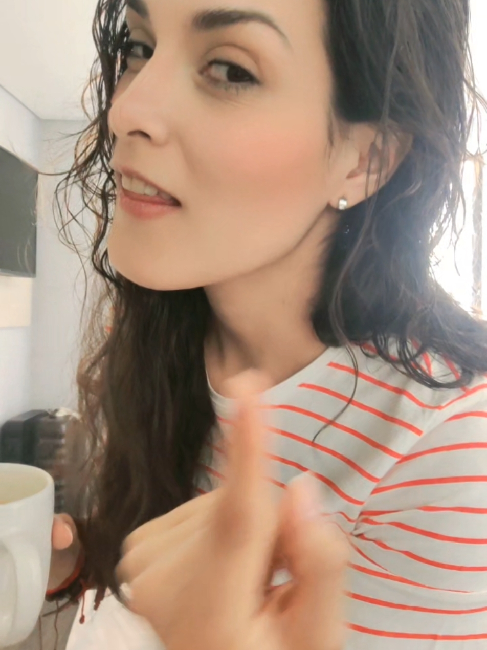 Cafecito con animo ☕💫🩷 #ugccontentcreator #momlife #bloggerstyle #bloggermom #bloggerlife #creatorsearchinsights #mom #Lifestyle 