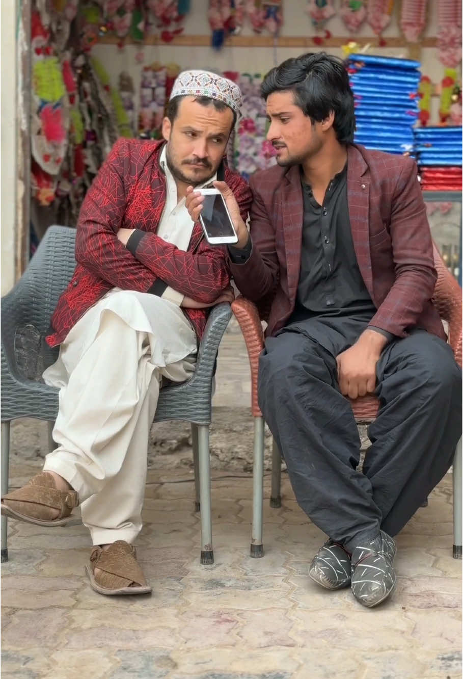 tha la os sam yawaze oada geki 🤣#foryou #pashto #funnyvideos #funny #peshawar #yasirbangash25 @pAthan Boy king 