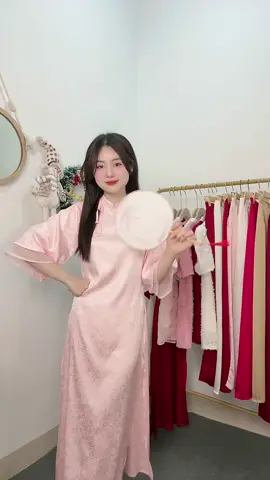 Có mai , có quất , có đào Có thêm em nữa ngọt ngào cả năm 🥰🥰🥰😍😍😍😍 #aodaitet #xuhuongtiktok #tết #rivewquanao #viral 