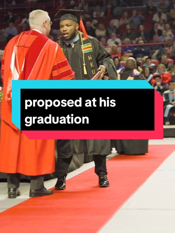 he proposed during his graduation 🎓 #viral #proposed #graduation #Love 