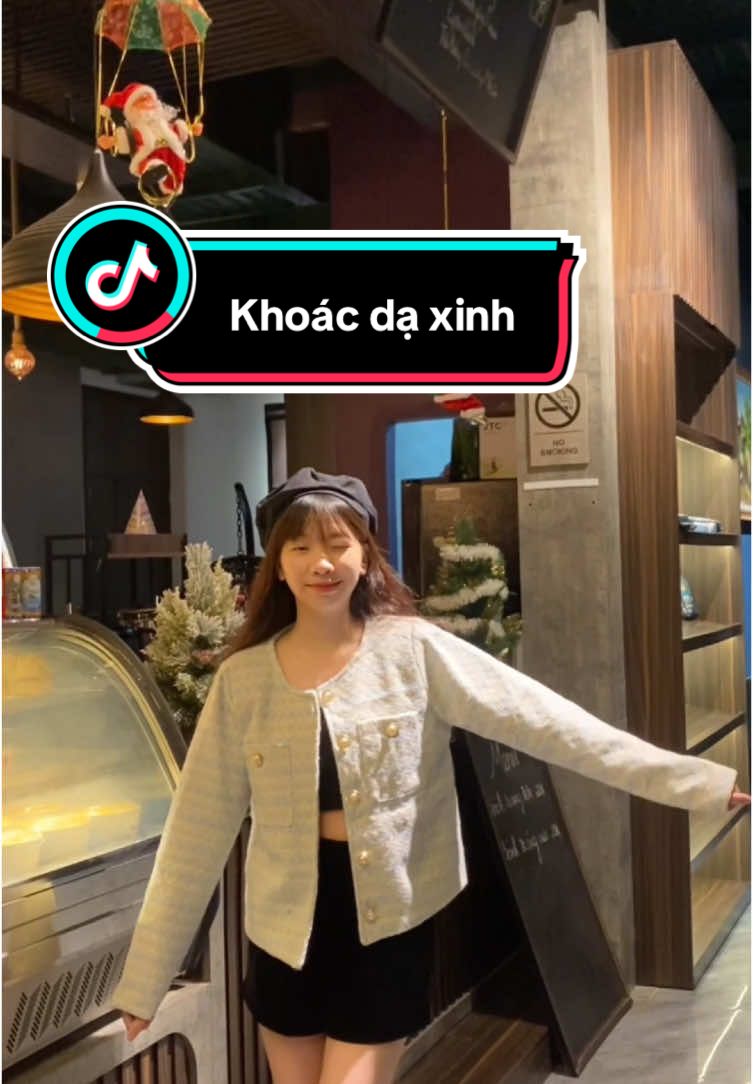 Khoác dạ quá xinh iu #xuhuong #xh 