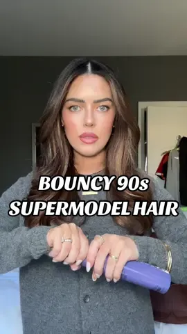 Photoshoot hair #tiktokshopireland #andrewfitzsimonshair #bouncyblowout #90shair #blowdry