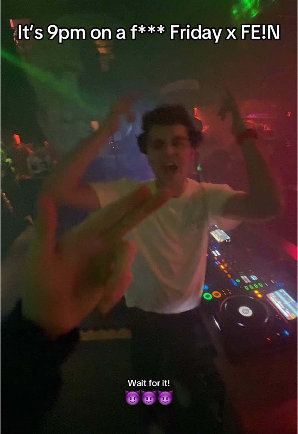 Teil 1/2: Mash up für gut befunden 😮‍💨 #flensburg #stereoflensburg #fy #foryou #foryoupage #fürdich #trending #life #reels #nikkimusic #viral #mashup #dj #club 