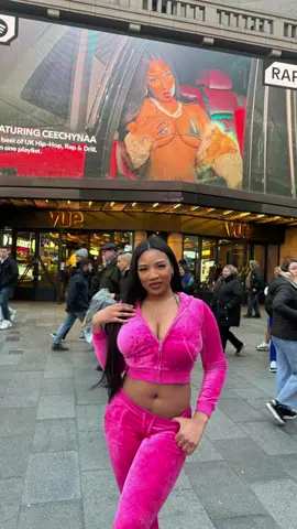 IM ON THE BILLBOARDS🥳🇬🇧