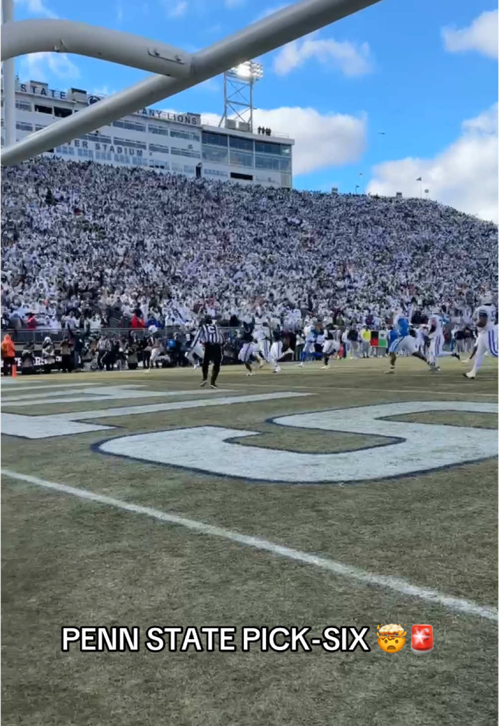 The field view of Penn State’s pick-six. 🔥 #pennstate #football #cfb #ncaa #CollegeFootball #defense 
