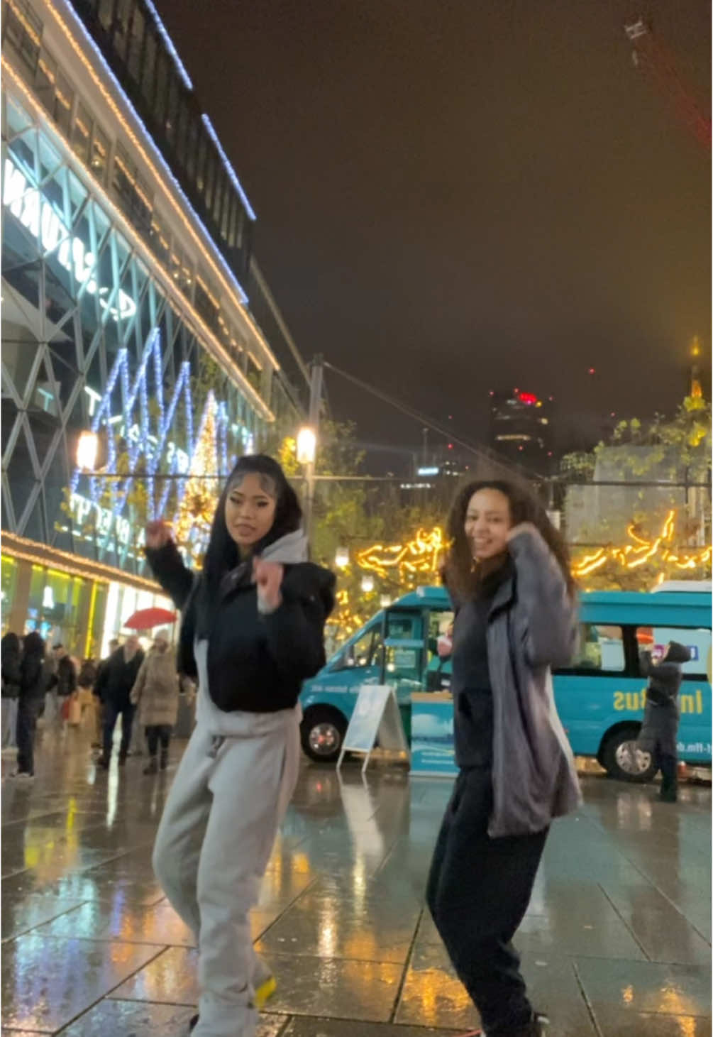 SUPERWOMAN challenge under the rain 🦸‍♀️💧with @YourFavFiloAsh❤️🇵🇭 dc: 🙋‍♀️#fyp #afro #dancechallenge 