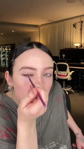 Billie was too stunned to speak 😭 #billieeilish #hmhas 