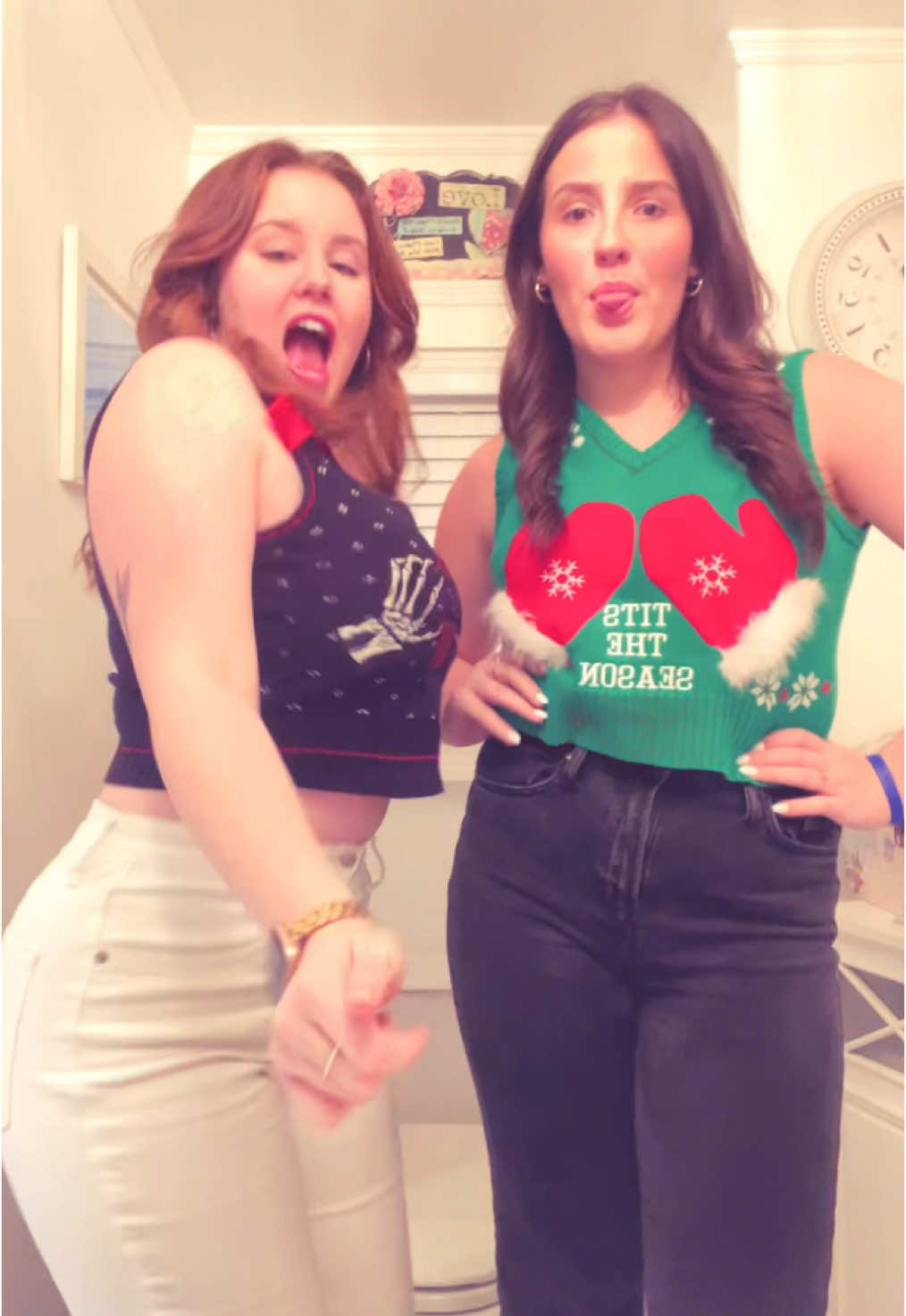 feel the joy and tits the seasons🎅