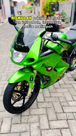 Pesona CBU / ZX Green 💚🤩 #ninja #kawasakininja #kawasakininja2tak #kawasakininja2takindonesia #ninjass #ninjaR #ninjarr #ninjaRR #ninjarrold #ninjarrmodifikasi #ninjarr150old #ninjarroldlovers #ninjarrzx #ninjarrzx150 #ninjarrzx150old #ninjarrzx150cbu #ninjarrzxcbuoriginal  #kawsakiindonesia #originalkawasaki #2takloversindonesia #2takmenolakpunah #fyp #fypシ #fypシ゚viral #fyppppppppppppppppppppppp 