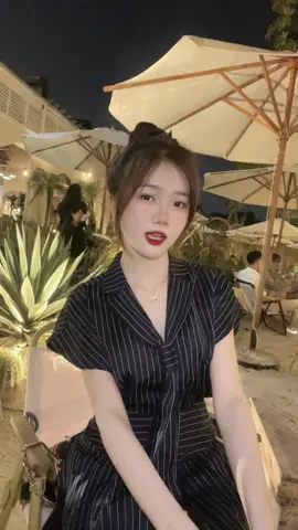 Trời sinh chân ngắn😤🤧🤧 #xuhuong #fypシ #77e1 